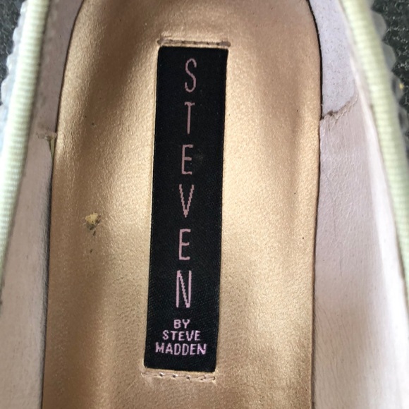 Steve Madden Flats Taupe Rhinestone, size 8 - Picture 5 of 6